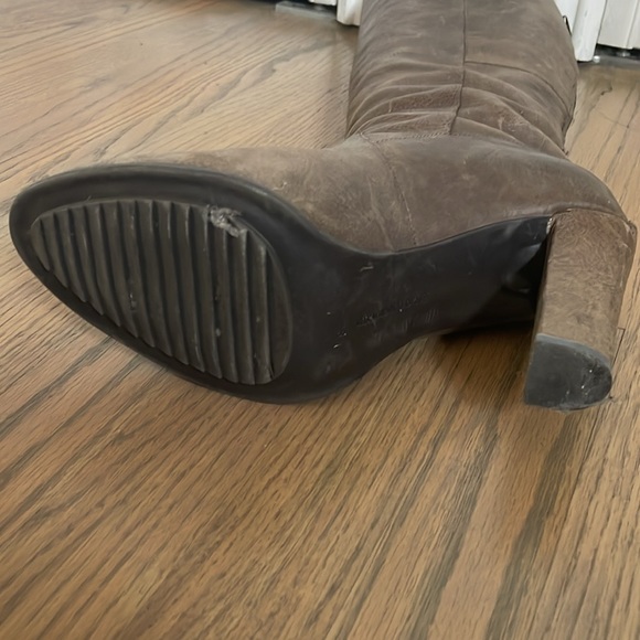 Pre loved. Knee high boots. Enzo Angiolini - Picture 4 of 7